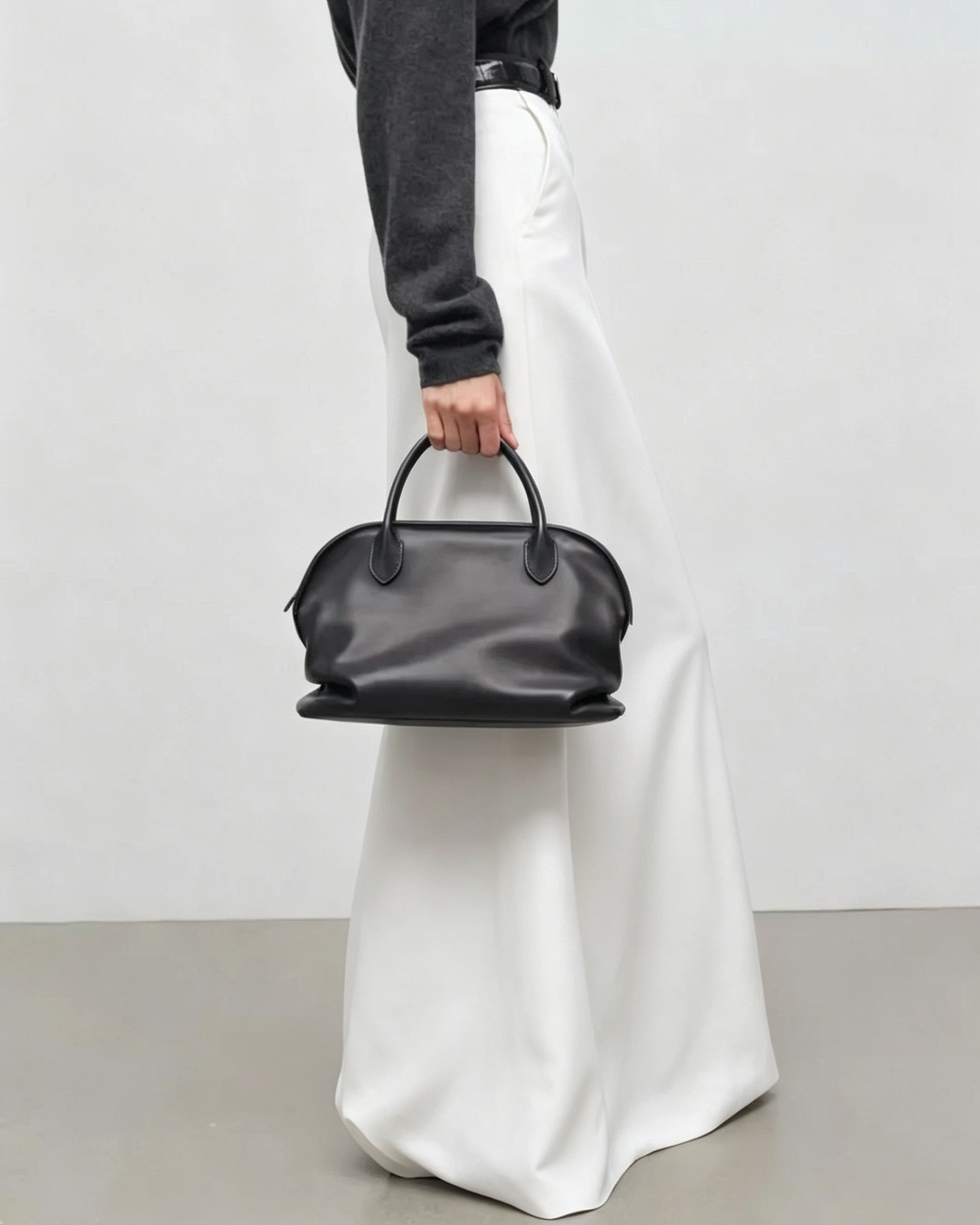 Polished Saddle Calfskin Agnes Leather Bag Black