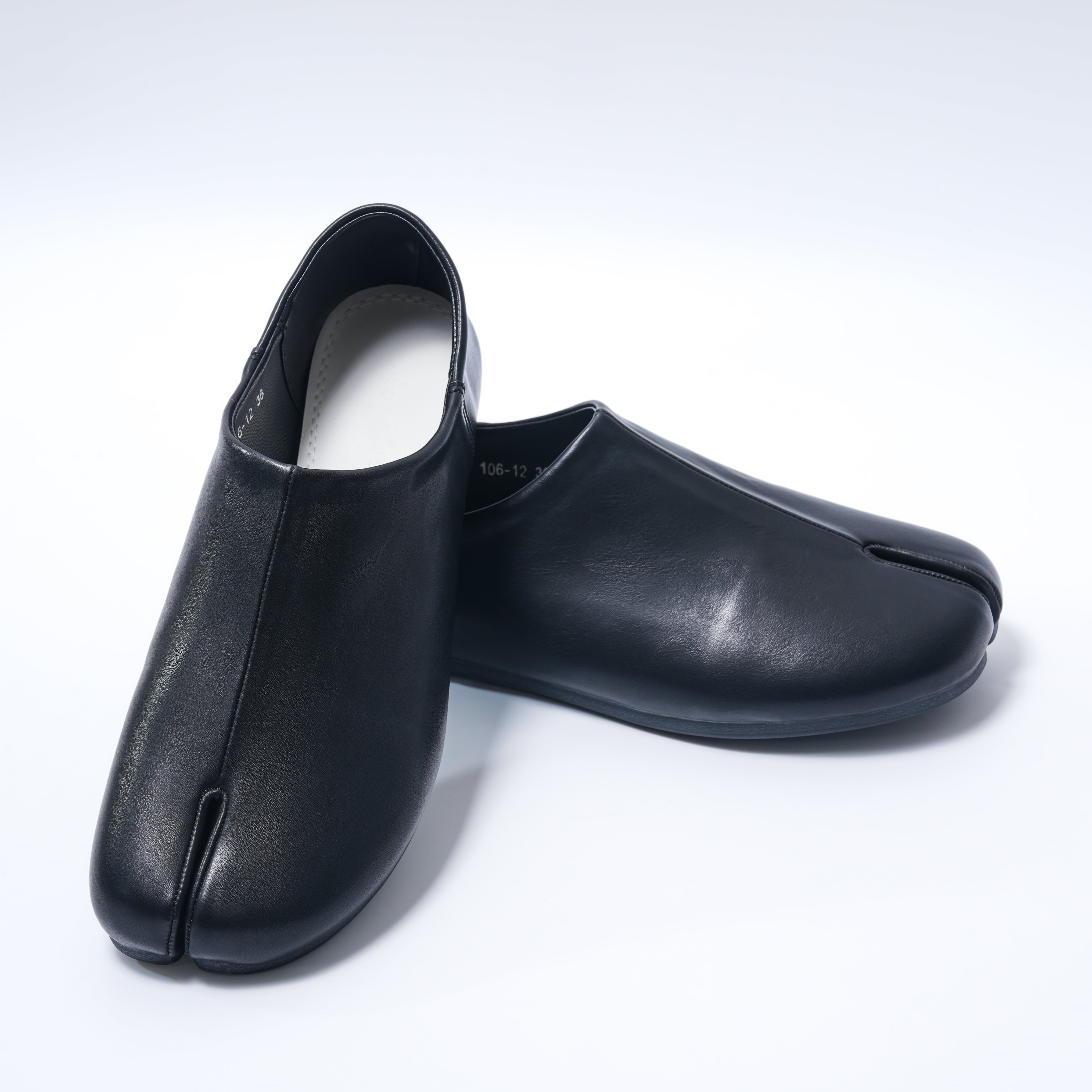 Black Tabi Shoes