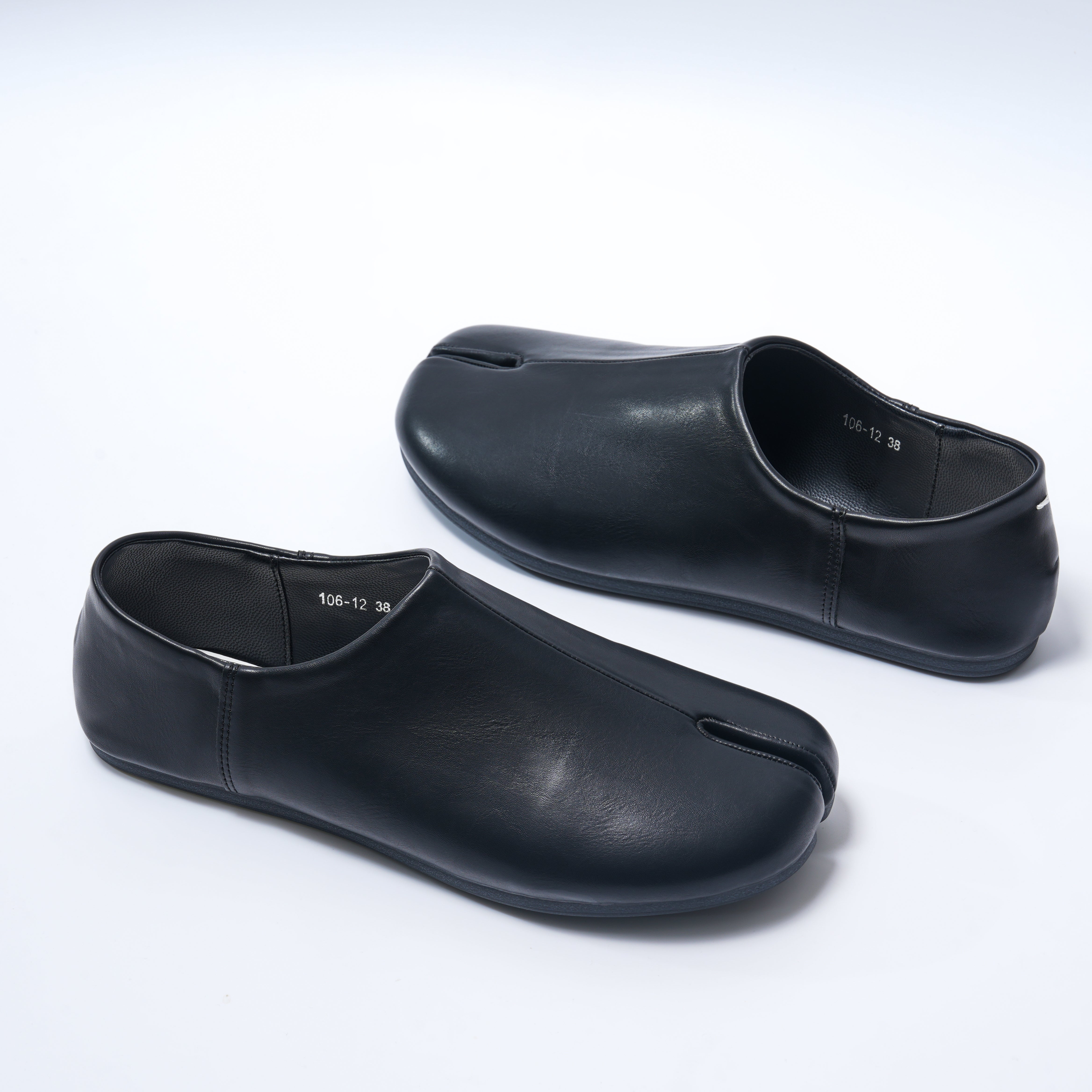 Black Tabi Shoes