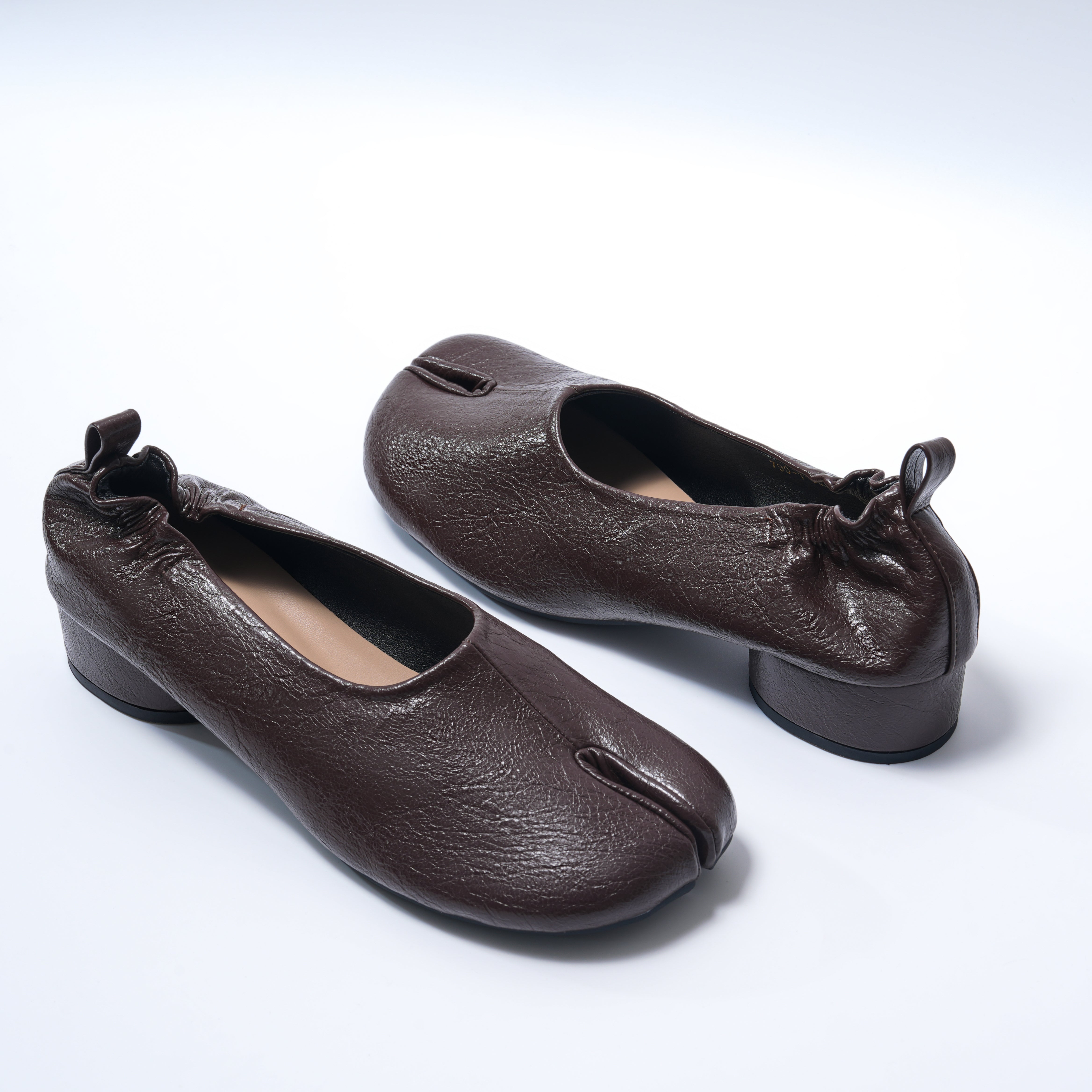 Babouche Tabi leather shoes