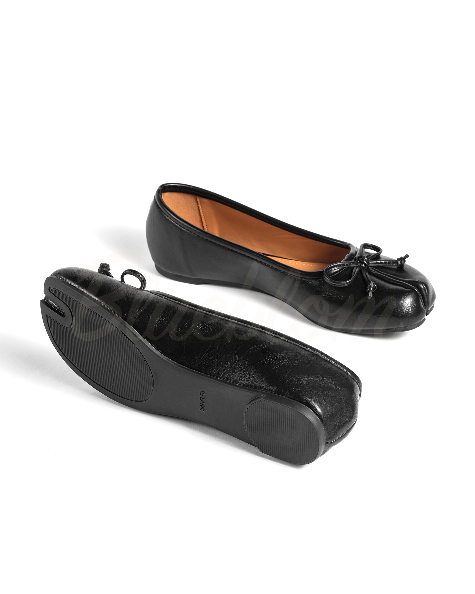 Black bowknot tabi shoes