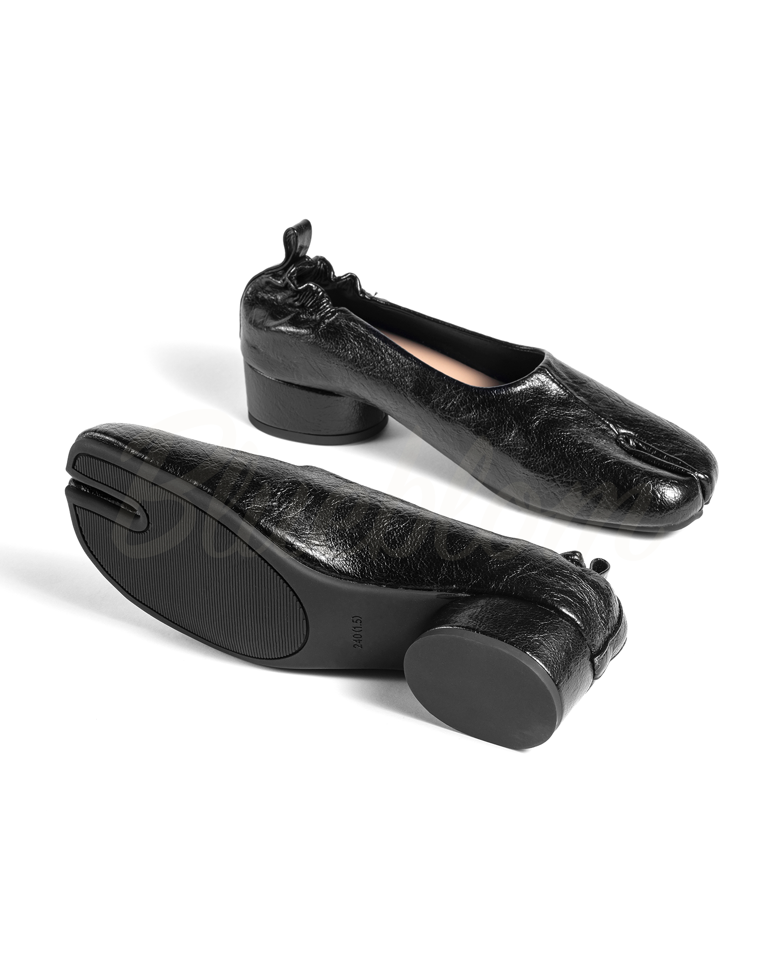 Black Thick Heeled Pleated Tabi Shoes