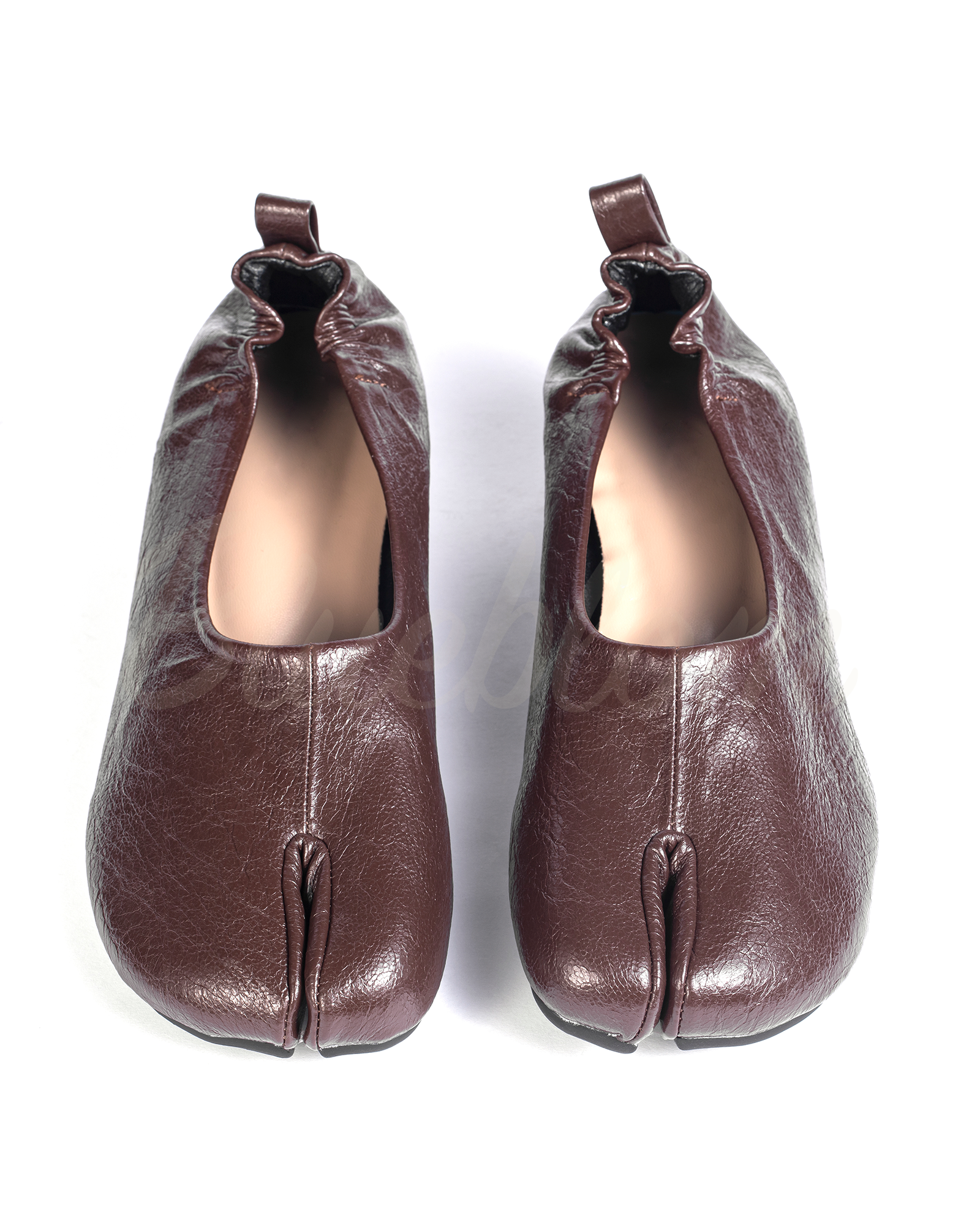 Brown Thick Heeled Pleated Tabi Shoes