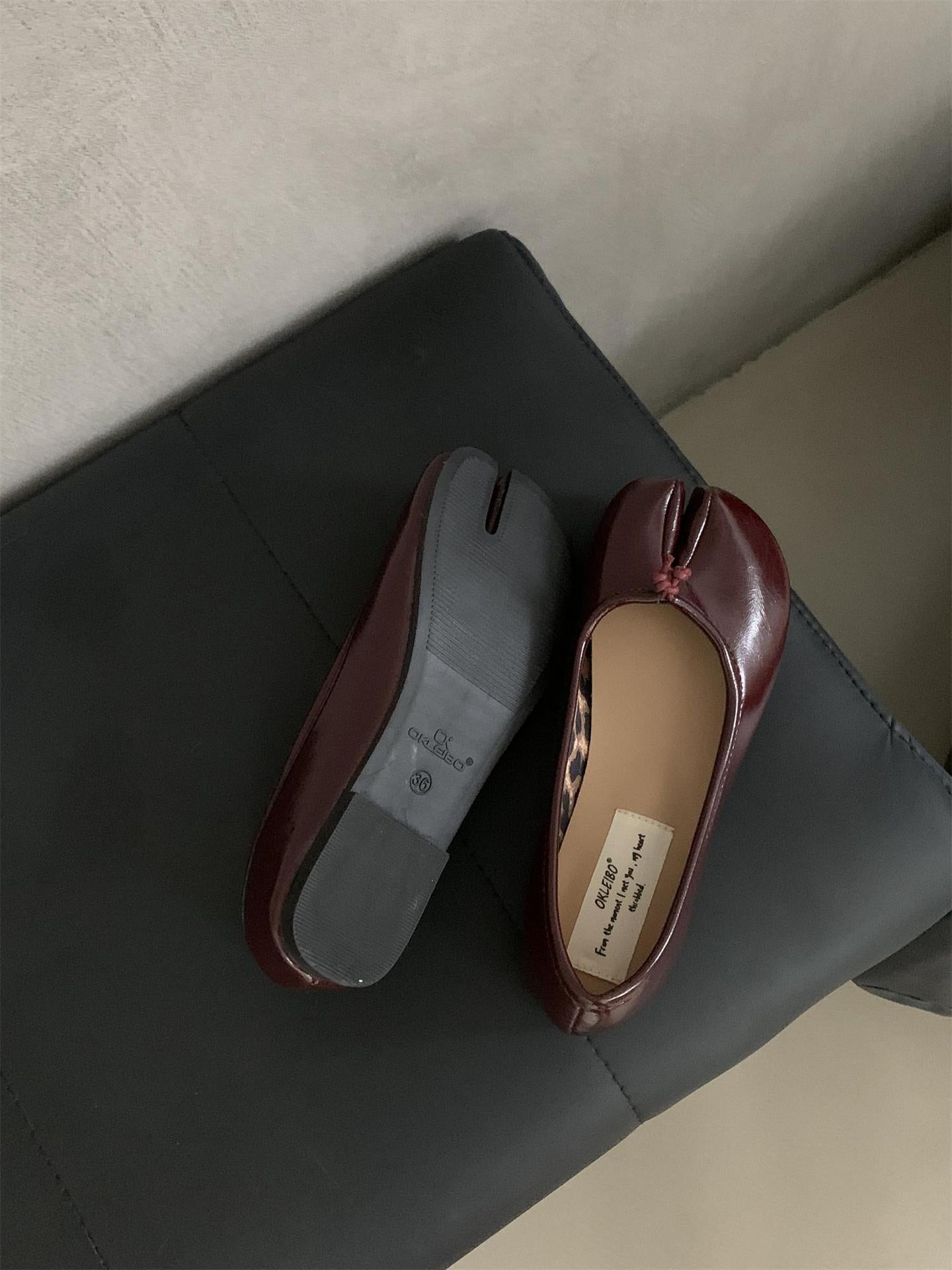 Ancora red Tabi Shoes