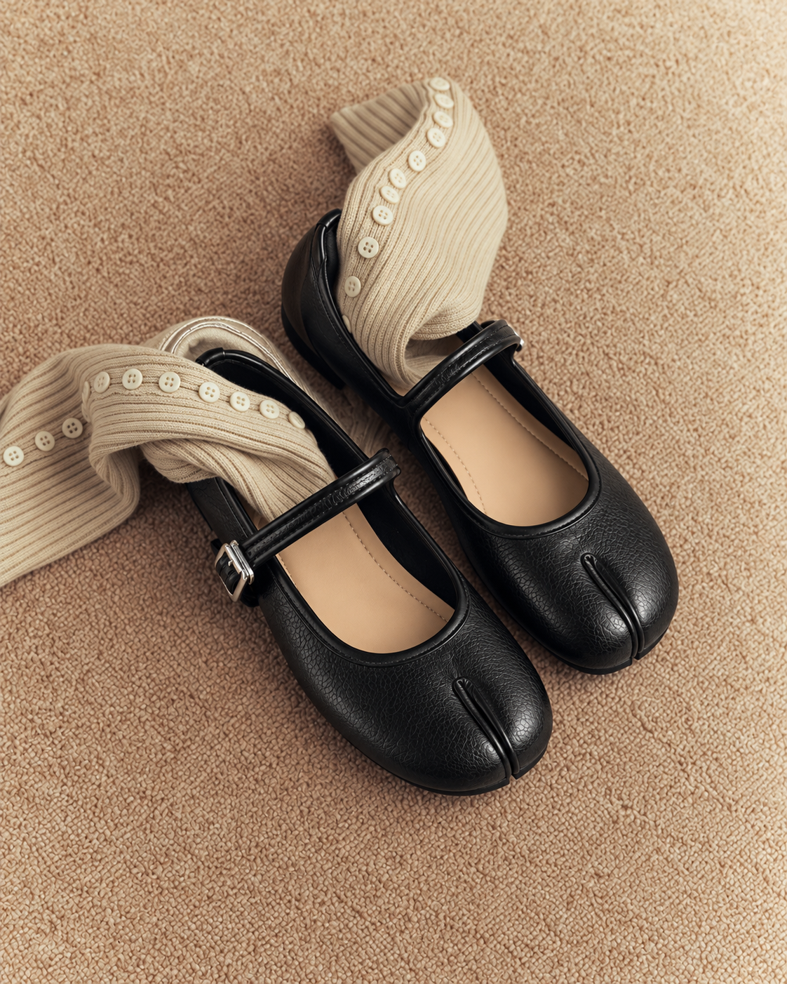 Black Round Toe Mary-Janes Tabi Shoes
