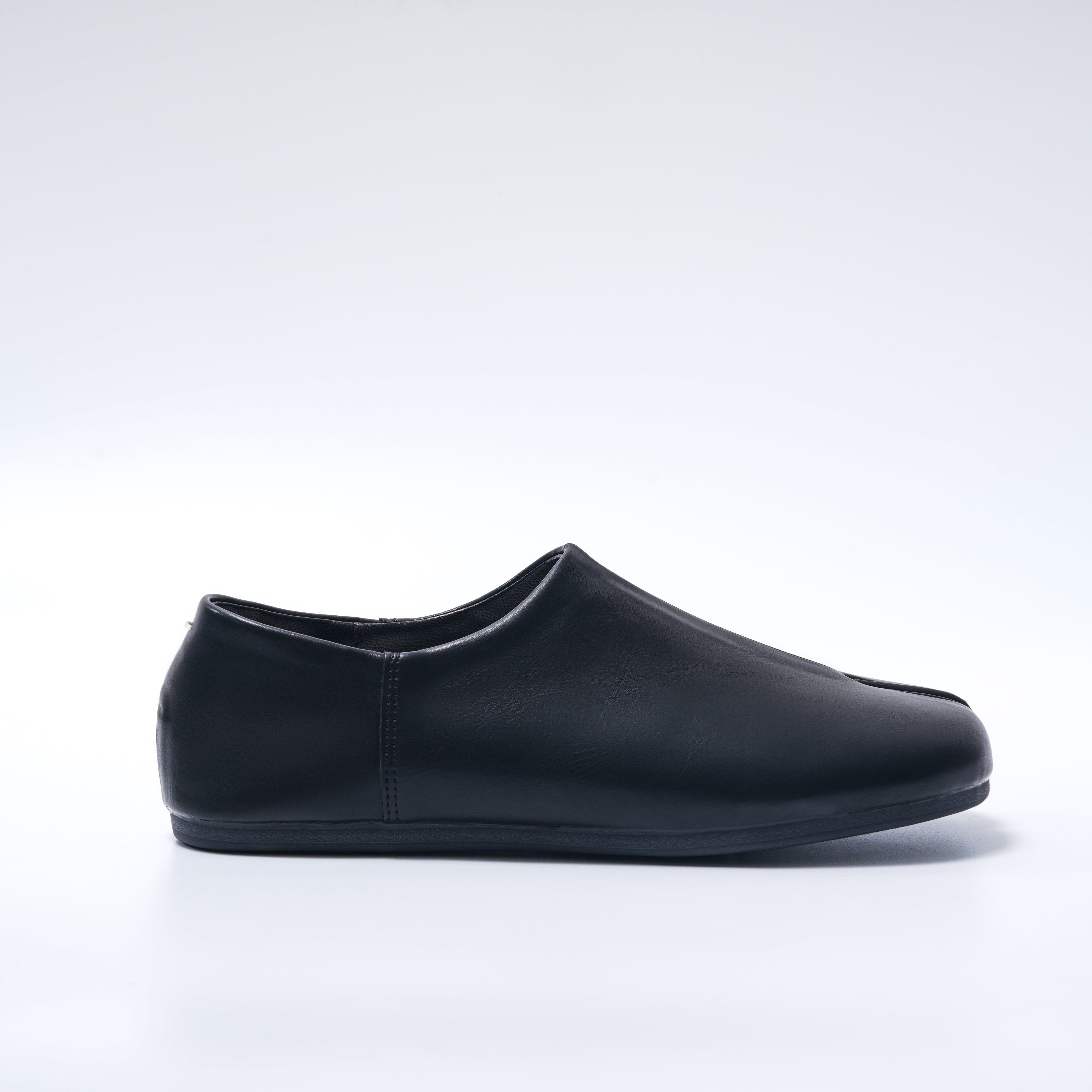 Black Tabi Shoes