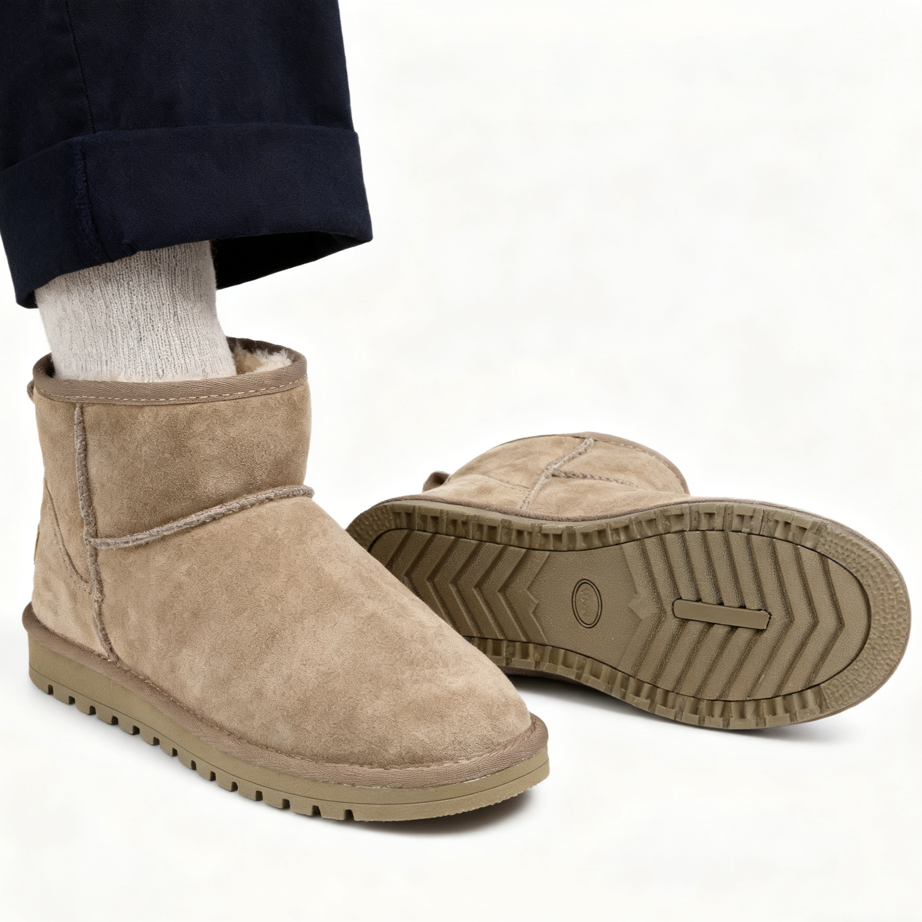 Flat Padded Classic Ankle Snow Boots