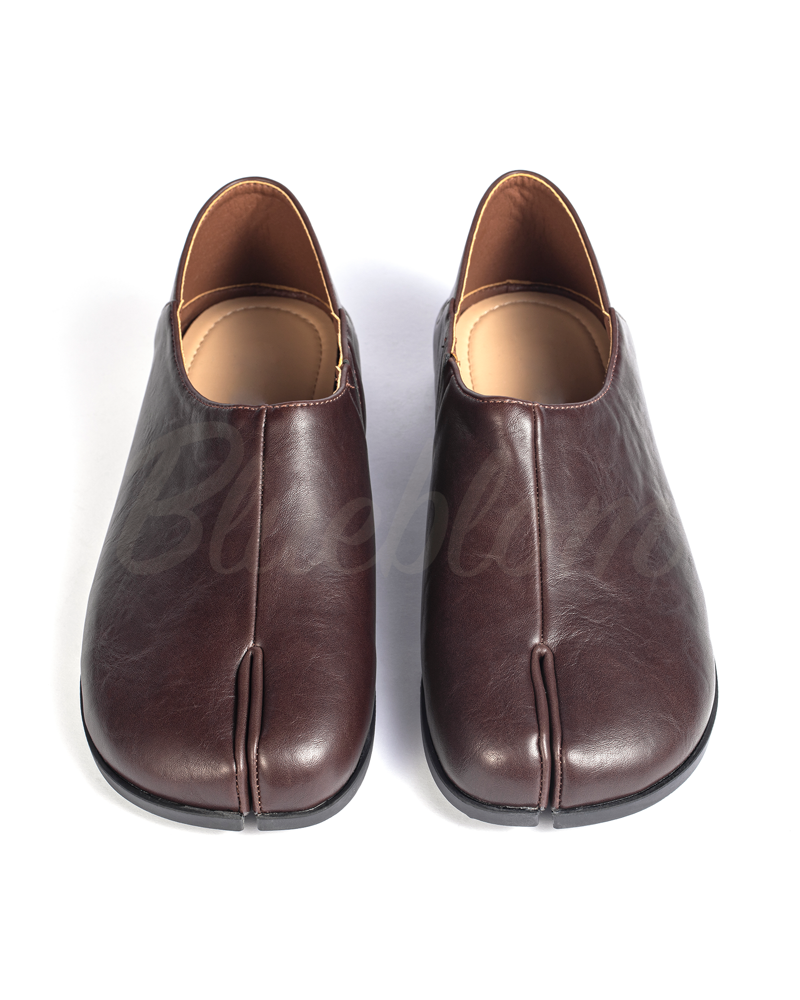 Brown Simple Tabi Shoes