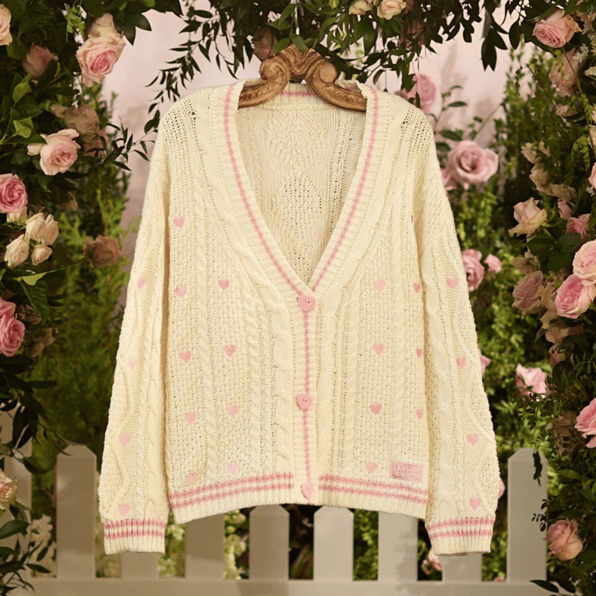Lover Cardigan Taylors Version, Lover Album Sweater
